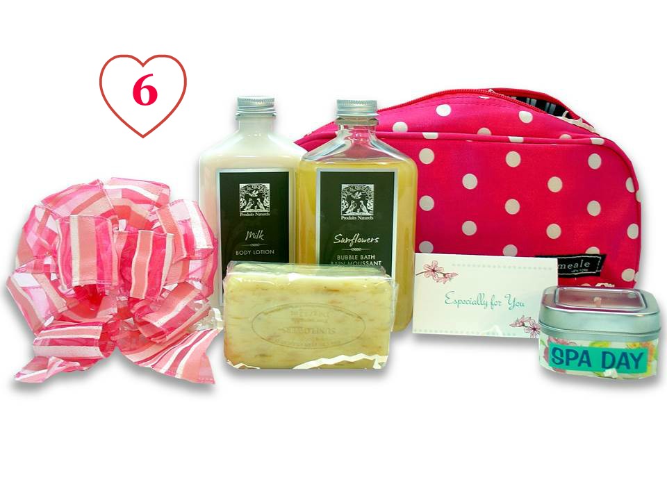 Pamper Me Pink Gift Set for Women